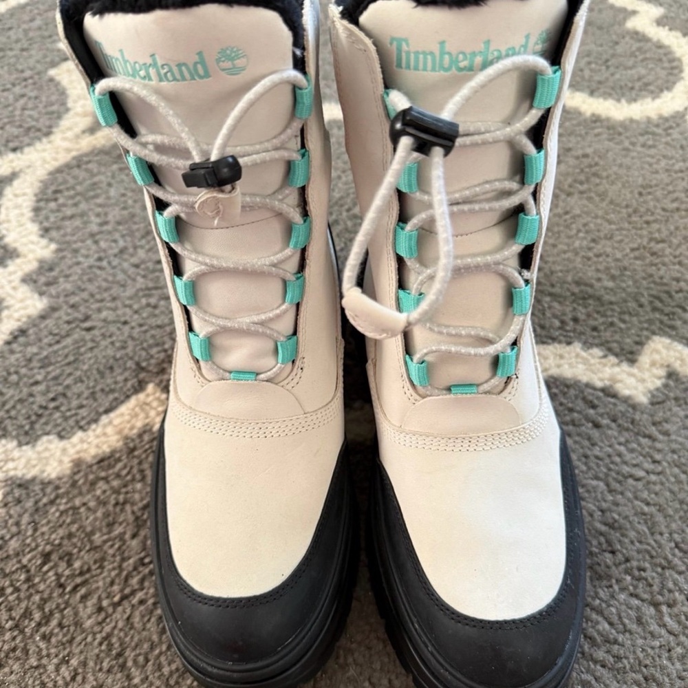 Timberland Women’s Cream and Teal Waterproof Hiker Boots